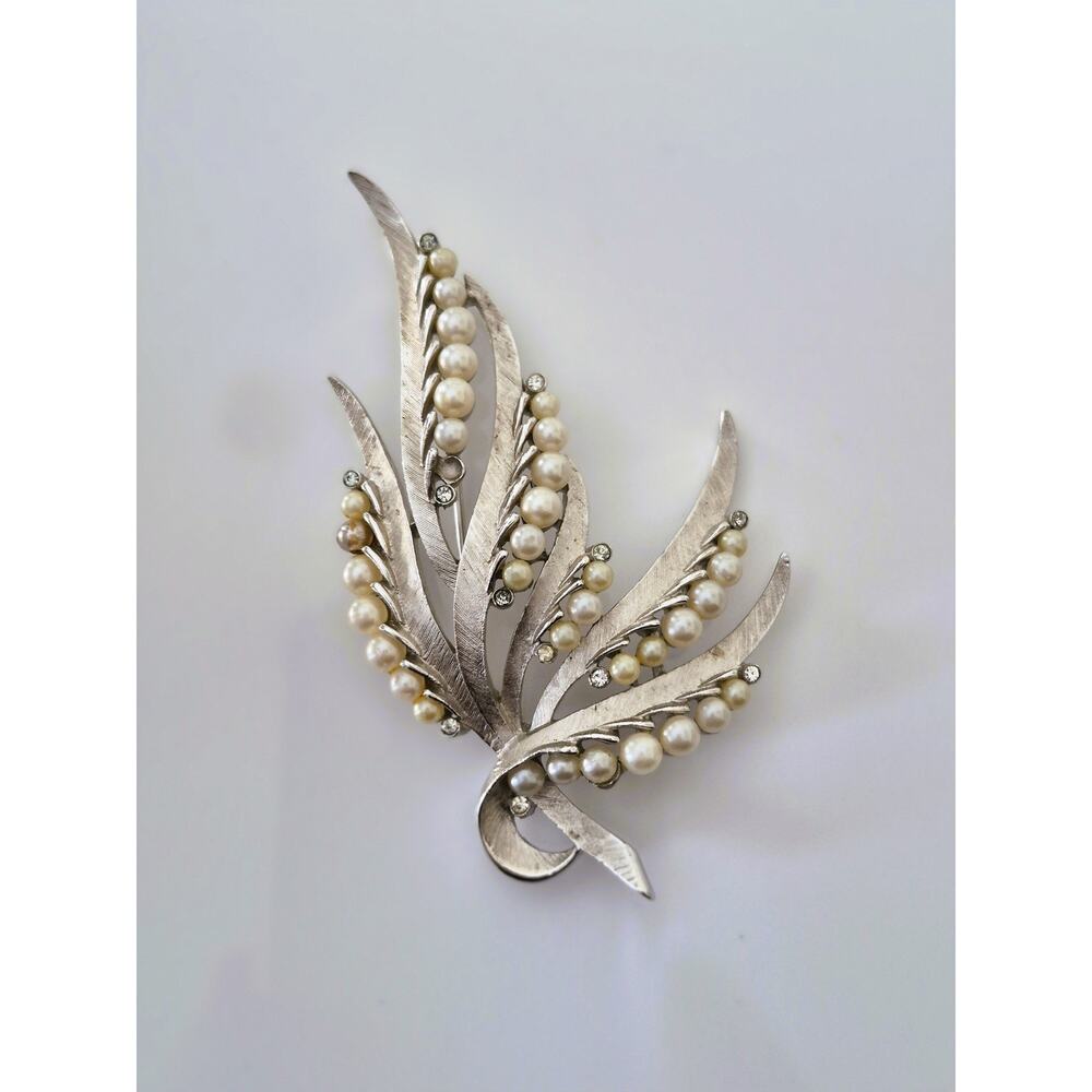 Vintage Crown Trifari 1960s Silver Tone Leaf with Faux Pearl Brooch